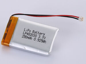 LP482030 3.7V 250MAH Capacity High LiPo Pack mật độ năng lượng 150-200 Wh/kg và tác động môi trường chứa chất độc